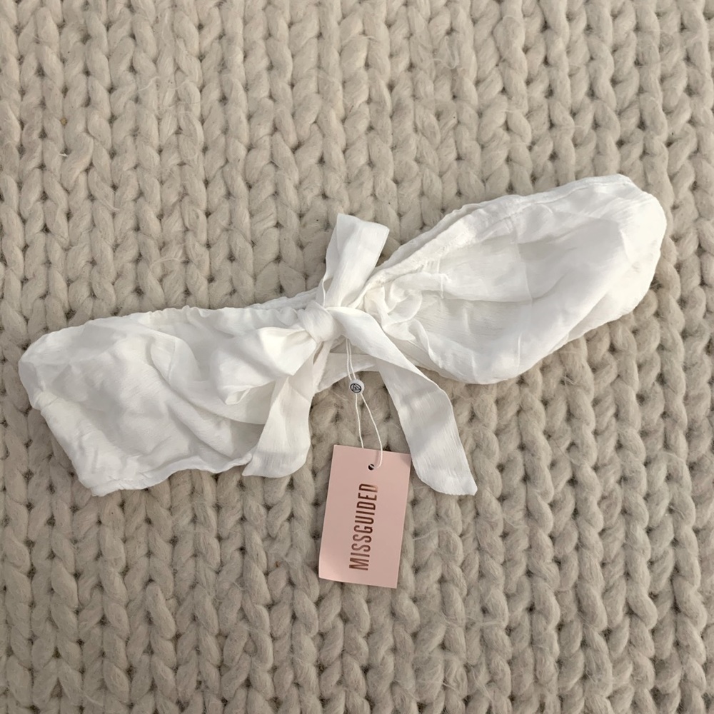Bandeau bow crop top